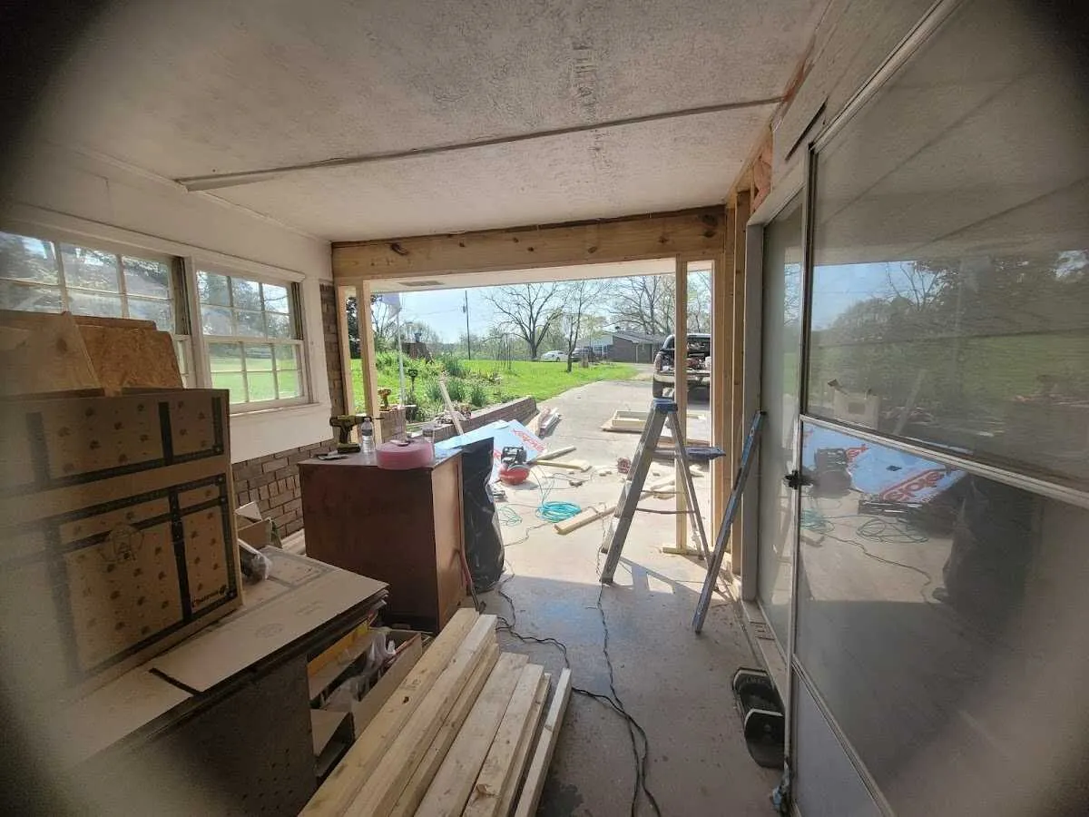 Air movers and dehumidifier for Water Mitigation Services in Red Chute